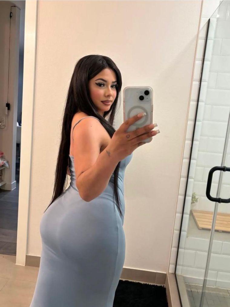 Meena — photos and reviews about the prostitute